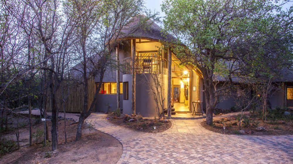 Tambuti Lodge Pilanesberg Exterior foto
