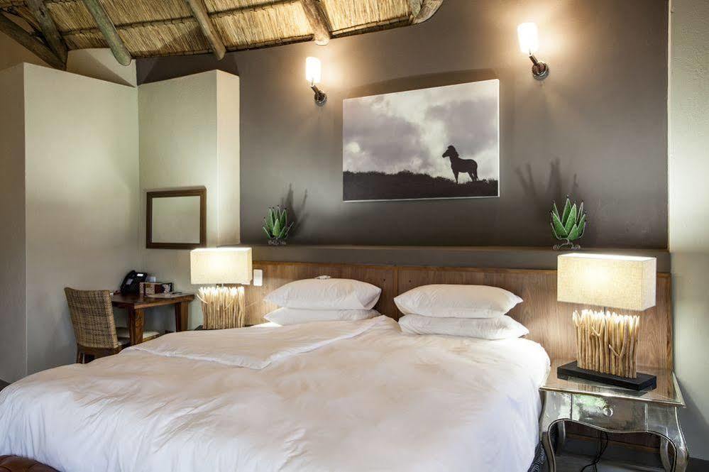 Tambuti Lodge Pilanesberg Exterior foto